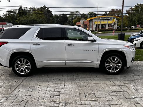 Used 2018 Chevrolet Traverse High Country image 11