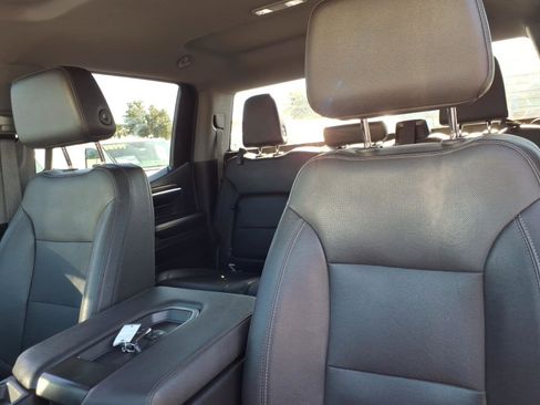 Used 2023 GMC Sierra 1500 SLT w/ X31 Off-Road Package AWD/4WD image 15