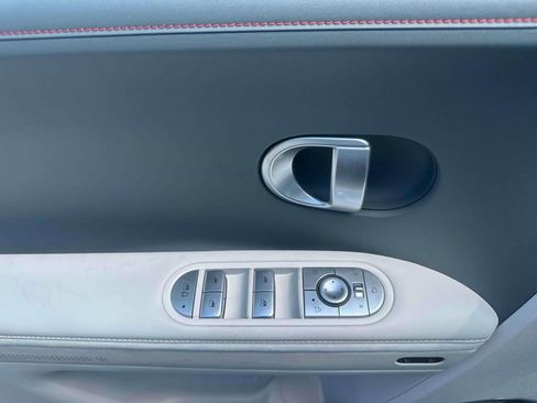 Used 2024 Hyundai Ioniq 5 Limited image 13