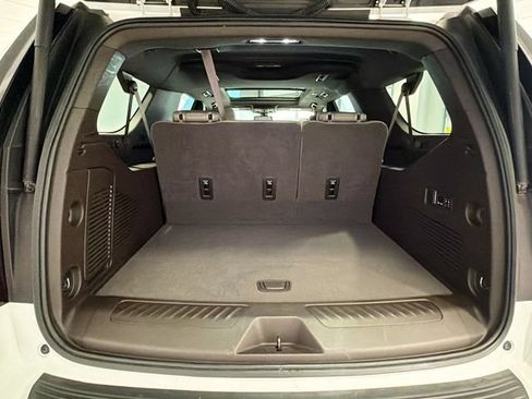 Used 2022 GMC Yukon XL SLT w/ SLT Premium Package AWD/4WD image 24