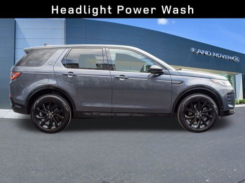 Used 2025 Land Rover Discovery Sport Dynamic SE image 8