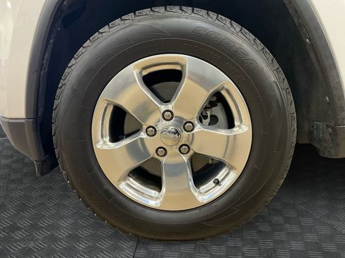 Used 2013 Jeep Grand Cherokee Limited RWD image 14