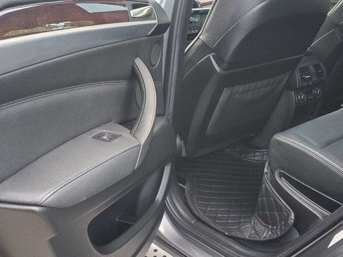Used 2009 BMW X6 xDrive50i image 12