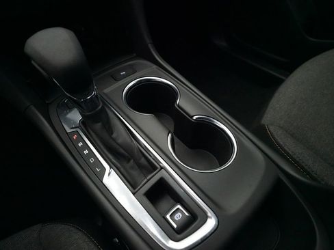 Used 2024 Chevrolet Equinox LT image 21