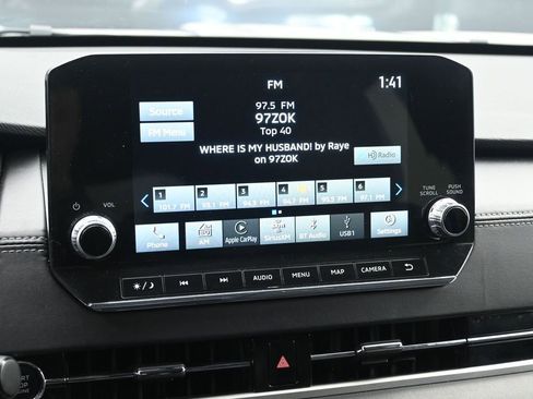 Used 2024 Mitsubishi Outlander SE image 14