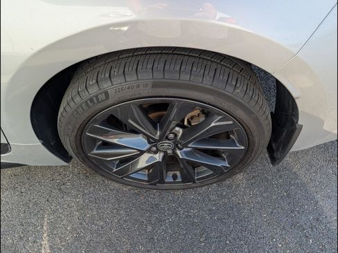 Used 2024 Toyota Corolla SE image 9