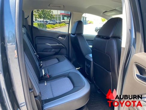 Used 2016 Chevrolet Colorado Z71 AWD/4WD image 17