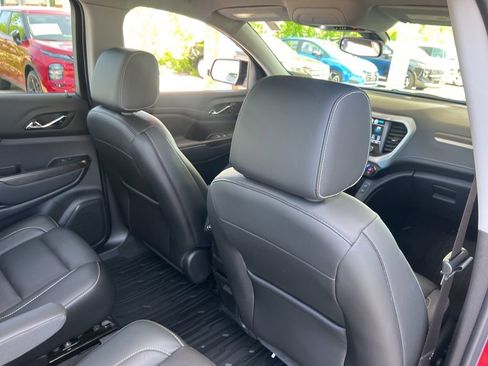 Used 2019 GMC Acadia SLT w/ Black Edition FWD image 15