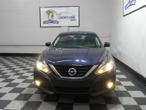 Used 2018 Nissan Altima 2.5 SL image 2