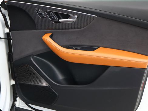 Used 2024 Audi RS Q8 4.0T w/ Black Optic Package image 18