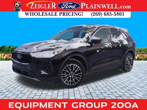 Used 2023 Ford Escape Active image 1