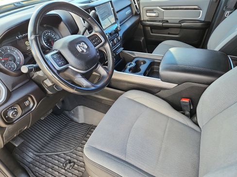 Used 2021 RAM 2500 Big Horn w/ Level B Equipment Group image 9