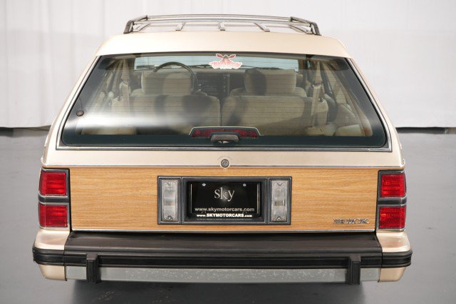 Used 1994 Buick Century Special FWD image 12