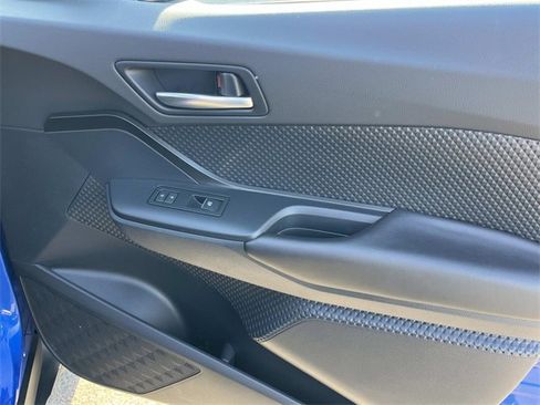 Used 2018 Toyota C-HR XLE image 21