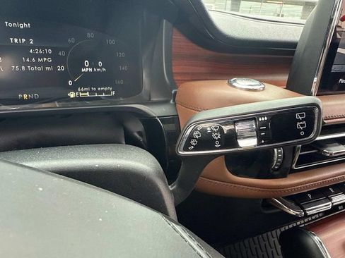 Used 2023 Lincoln Aviator Reserve w/ Equipment Group 201A image 36