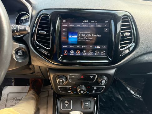 Used 2019 Jeep Compass Limited FWD image 20