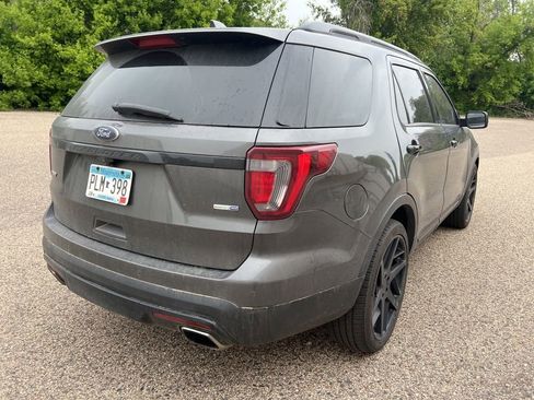 Used 2017 Ford Explorer Sport w/ Equipment Group 401A AWD/4WD image 5