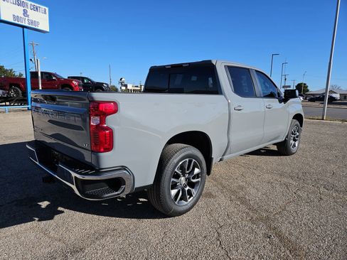 Used 2024 Chevrolet Silverado 1500 LT w/ Leather Package RWD image 13