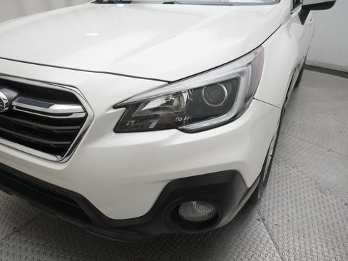Used 2018 Subaru Outback 2.5i Premium image 24