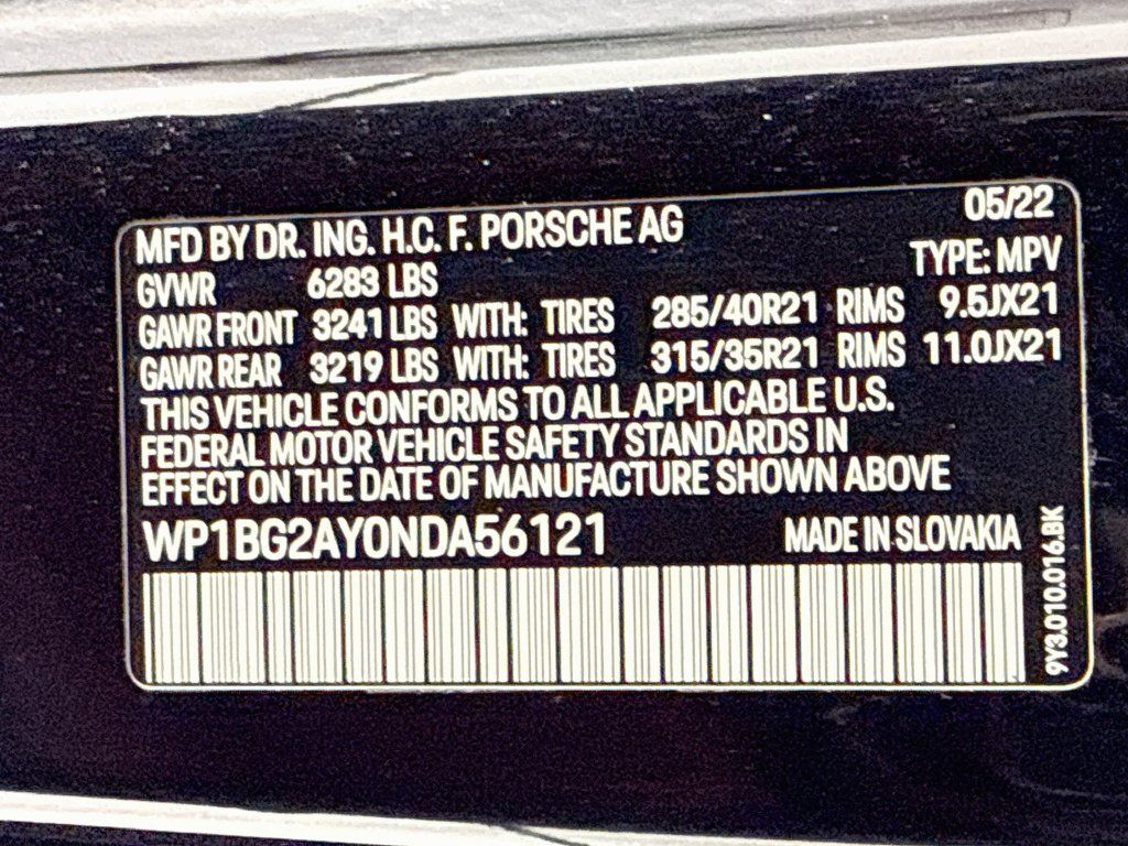 Certified 2022 Porsche Cayenne GTS AWD/4WD image 12