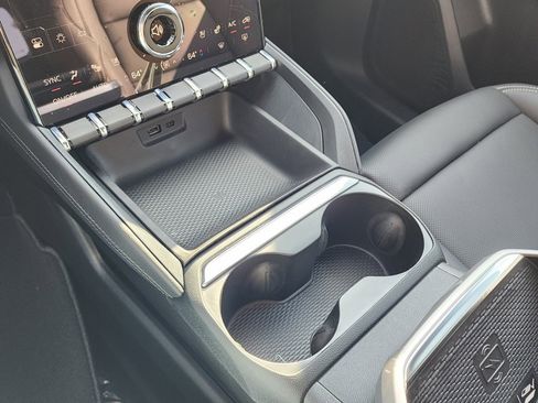 New 2026 GMC Terrain Elevation w/ Elevation Premium Package image 32