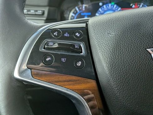 Used 2017 Cadillac Escalade Premium Luxury image 9