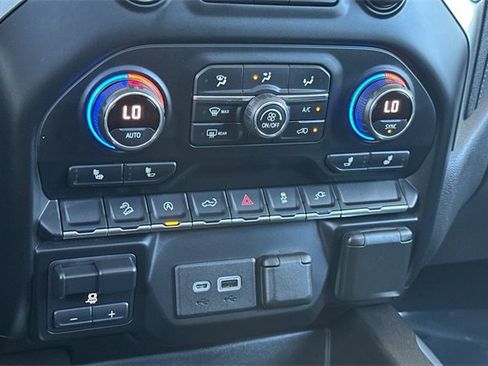 Used 2021 Chevrolet Silverado 1500 LT Trail Boss image 16