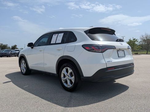 Used 2023 Honda HR-V LX image 7