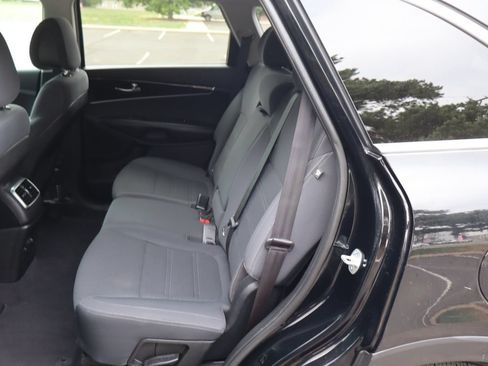 Used 2016 Kia Sorento LX AWD/4WD image 20