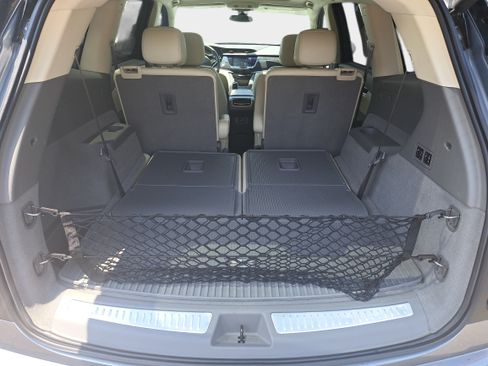 Used 2020 Cadillac XT6 Premium Luxury FWD image 14