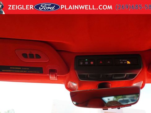 Used 2024 Chevrolet Corvette Stingray Premium Conv w/ Z51 Performance Package RWD image 34
