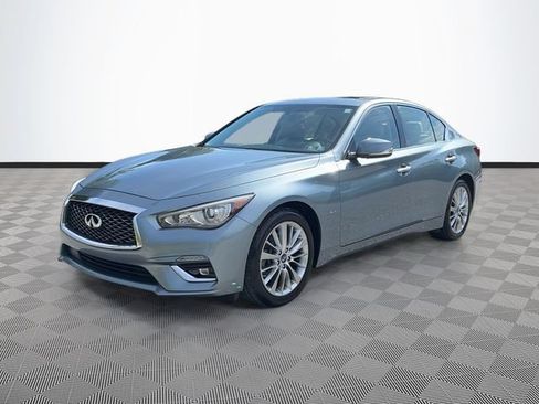 Used 2019 INFINITI Q50 Luxe w/ Essential Package (3.0T Luxe) AWD/4WD image 3