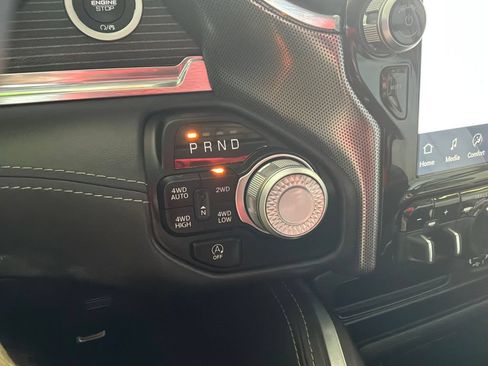 Used 2024 RAM 1500 Limited AWD/4WD image 38