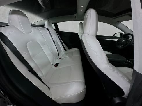 Used 2021 Tesla Model 3 Standard Range Plus RWD image 31