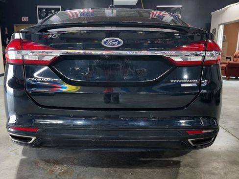 Used 2018 Ford Fusion Titanium AWD/4WD image 4