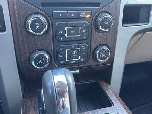 Used 2014 Ford F150 Lariat w/ Equipment Group 502A Luxury image 15