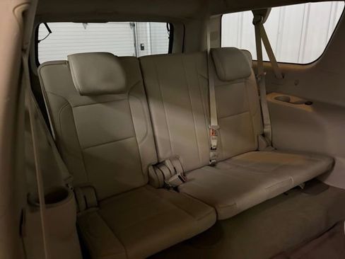 Used 2018 GMC Yukon XL Denali AWD/4WD image 16