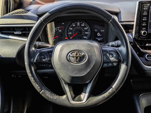 Used 2020 Toyota Corolla SE w/ SE Premium Package FWD image 11