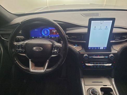 Used 2020 Ford Explorer Platinum w/ Premium Technology Package image 22