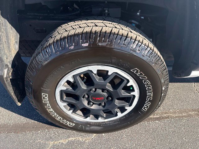 Used 2024 Toyota Tacoma TRD Off-Road w/ TRD Off Road Premium Package AWD/4WD image 14