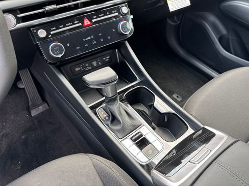 Certified 2025 Hyundai Tucson SEL image 30