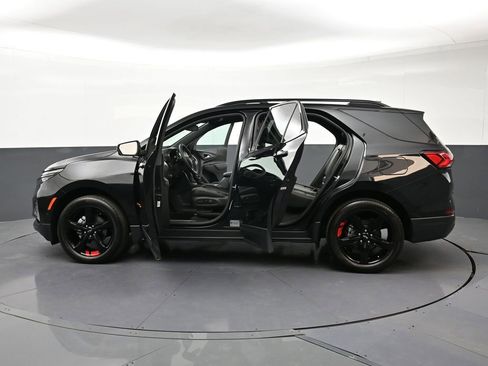 Used 2023 Chevrolet Equinox Premier AWD/4WD image 34