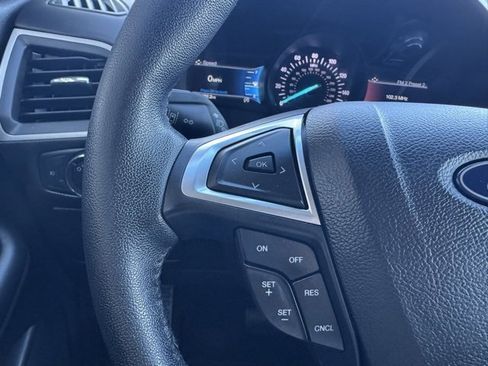 Certified 2019 Ford Edge SEL w/ Equipment Group 201A image 11