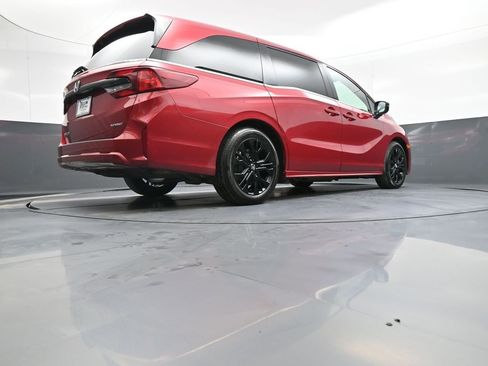 Certified 2025 Honda Odyssey Sport-L image 32