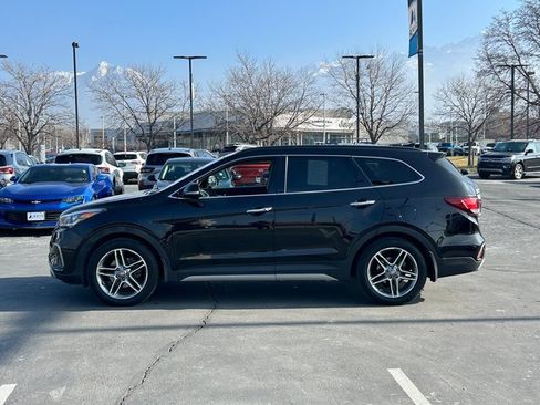 Used 2017 Hyundai Santa Fe Limited image 7