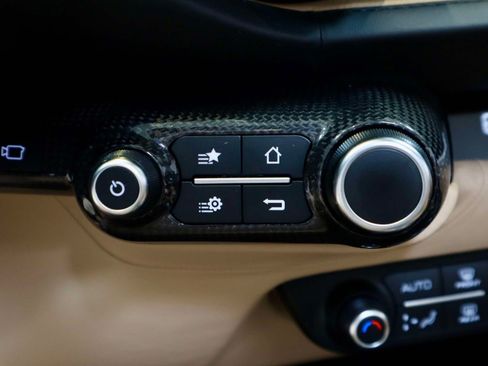 Certified 2023 Ferrari 812 GTS RWD image 32