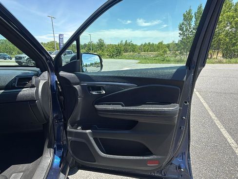 Used 2019 Honda Passport Sport image 17