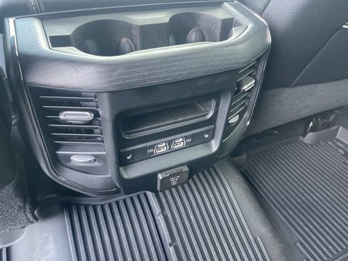 Used 2024 RAM 3500 Limited AWD/4WD image 22