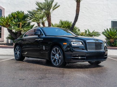 Used 2020 Rolls-Royce Wraith RWD image 20