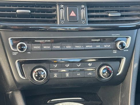 Used 2018 Kia Optima S image 13